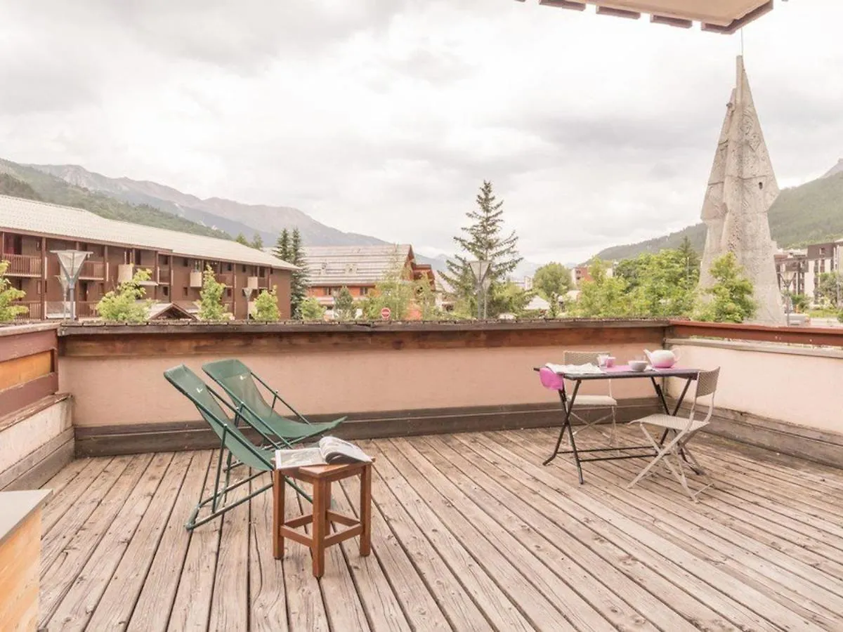 Charmant T2 Avec Grande Terrasse, Proche Telecabines Et Commerces, Parking Inclus - Fr-1-330F-43 Serre Chevalier